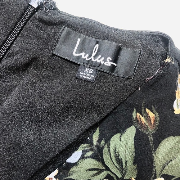 Lulus • XS • Floral Long Sleeve Dress - Picture 4 of 8